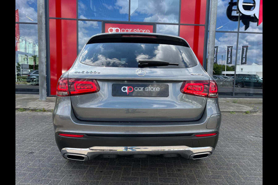 Mercedes-Benz GLC 300e 4MATIC Business Solution Luxury