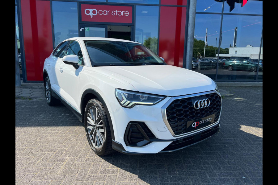 Audi Q3 Sportback 45 TFSI e Business Edition