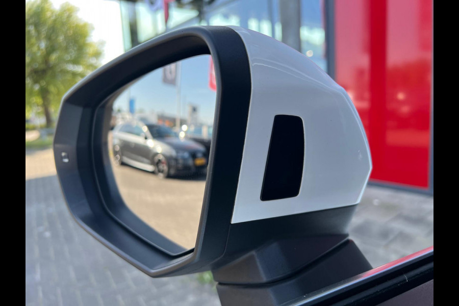 Audi Q3 Sportback 45 TFSI e Business Edition