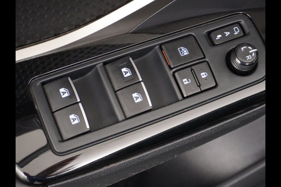 Toyota C-HR 1.8I Hybrid Automaat Voorruit+Stoel+Stuurverwarming Navi Camera Adap. Cruise Control Lane Assist Dynamic Regen/Lichtsensor Keyless Led Lmv 18" Bluetooth Rijstrooksensor Verkeersborddetectie