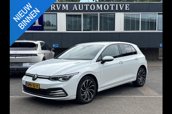 Volkswagen Golf 1.4 eHybrid Style MEMORY SEAT | ALCANTARA | RIJKLAAR INCL. 12 MND. BOVAGGARANTIE