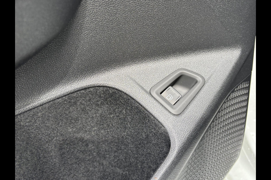 Volkswagen Golf 1.4 eHybrid Style MEMORY SEAT | ALCANTARA | RIJKLAAR INCL. 12 MND. BOVAGGARANTIE