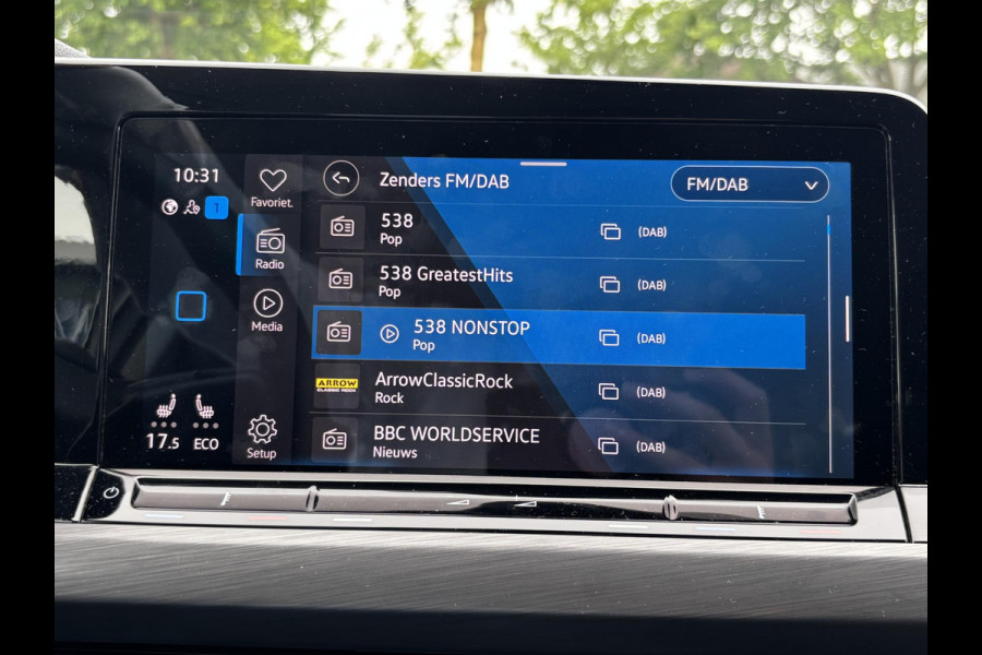 Volkswagen Golf 1.4 eHybrid Style MEMORY SEAT | ALCANTARA | RIJKLAAR INCL. 12 MND. BOVAGGARANTIE