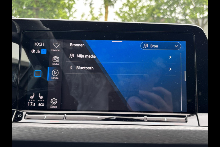 Volkswagen Golf 1.4 eHybrid Style MEMORY SEAT | ALCANTARA | RIJKLAAR INCL. 12 MND. BOVAGGARANTIE