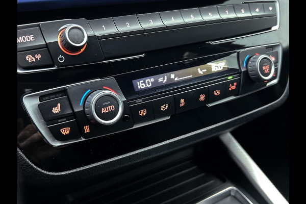 BMW 1-serie 118i Edition Sport Line Shadow High Executive(NL-auto, Perfect Onderhouden, Navi, StoelV, Climate Con, Etc)