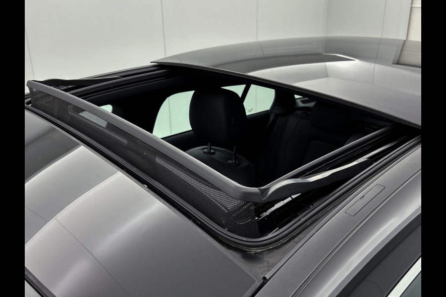 Mercedes-Benz CLA-Klasse Shooting Brake 180 Business Luxury(1e Eig, Dealer OndH, NL-auto, Panorama, Sfeer-V, Navi, Camera, Etc)
