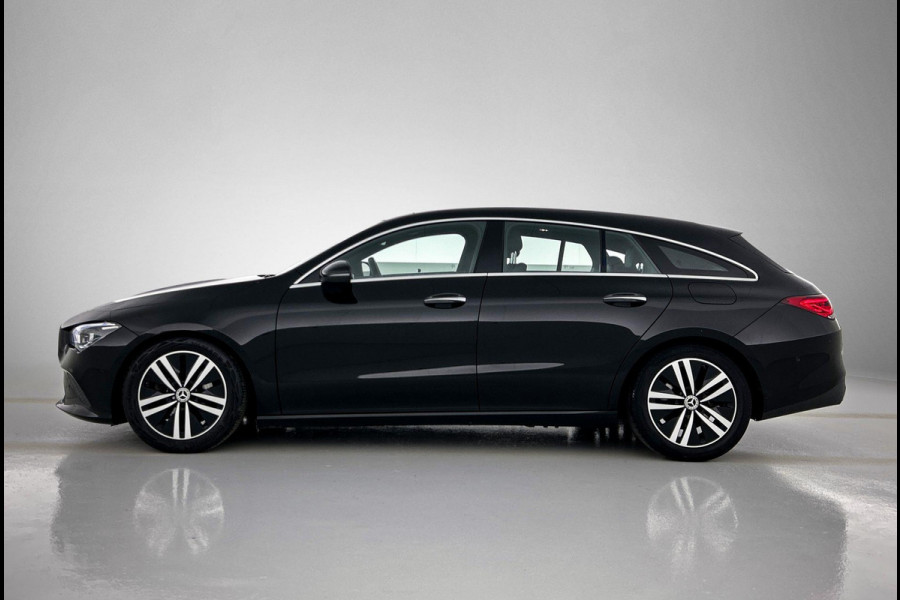 Mercedes-Benz CLA-Klasse Shooting Brake 180 Business Luxury(1e Eig, Dealer OndH, NL-auto, Panorama, Sfeer-V, Navi, Camera, Etc)