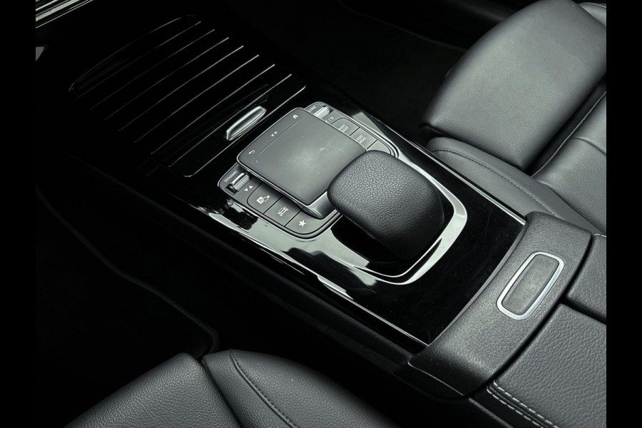 Mercedes-Benz CLA-Klasse Shooting Brake 180 Business Luxury(1e Eig, Dealer OndH, NL-auto, Panorama, Sfeer-V, Navi, Camera, Etc)
