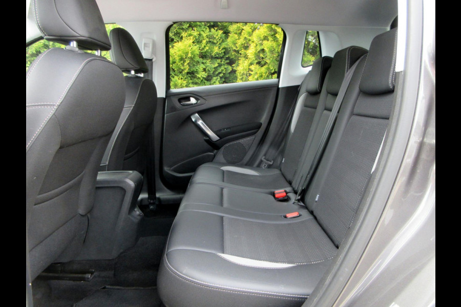Peugeot 2008 1.2 PureTech Allure*Navi*Cruise*Camera*