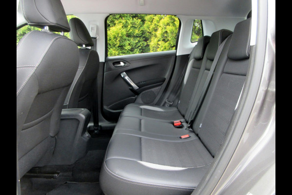 Peugeot 2008 1.2 PureTech Allure*Navi*Cruise*Camera*