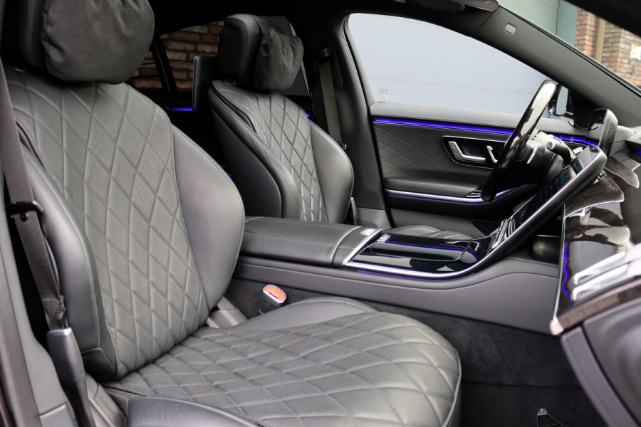 Mercedes-Benz S-Klasse 500 4MATIC Lang AMG Line Aut9 | Achterasbesturing | Luchtvering | Chauffeurspakket | Zonweringspakket | Distronic+ | Entertainment Achter | Massage | Stoelventilatie | Digital Light | HUD | Verwarmd Stuurwiel |