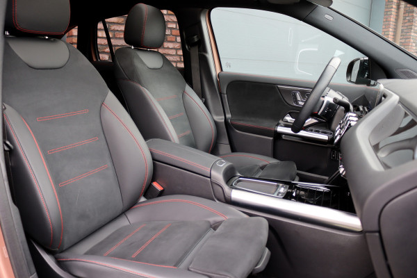 Mercedes-Benz GLA 250 e AMG Line Aut8 | Facelift | Distronic | Panoramadak | Memory | Verwarmd Stuurwiel | HUD | Multibeam LED | Keyless Go | Zitcomfortpakket |