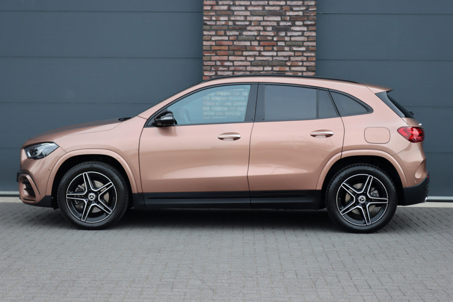 Mercedes-Benz GLA 250 e AMG Line Aut8 | Facelift | Distronic | Panoramadak | Memory | Verwarmd Stuurwiel | HUD | Multibeam LED | Keyless Go | Zitcomfortpakket |