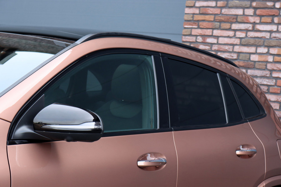 Mercedes-Benz GLA 250 e AMG Line Aut8 | Facelift | Distronic | Panoramadak | Memory | Verwarmd Stuurwiel | HUD | Multibeam LED | Keyless Go | Zitcomfortpakket |