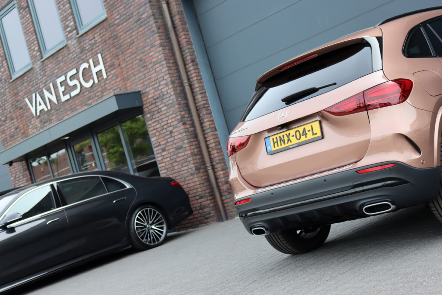 Mercedes-Benz GLA 250 e AMG Line Aut8 | Facelift | Distronic | Panoramadak | Memory | Verwarmd Stuurwiel | HUD | Multibeam LED | Keyless Go | Zitcomfortpakket |