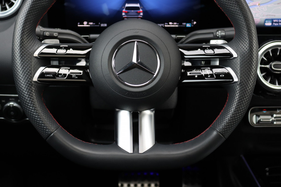 Mercedes-Benz GLA 250 e AMG Line Aut8 | Facelift | Distronic | Panoramadak | Memory | Verwarmd Stuurwiel | HUD | Multibeam LED | Keyless Go | Zitcomfortpakket |