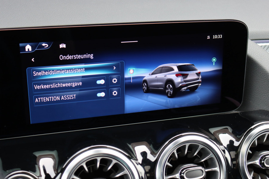 Mercedes-Benz GLA 250 e AMG Line Aut8 | Facelift | Distronic | Panoramadak | Memory | Verwarmd Stuurwiel | HUD | Multibeam LED | Keyless Go | Zitcomfortpakket |
