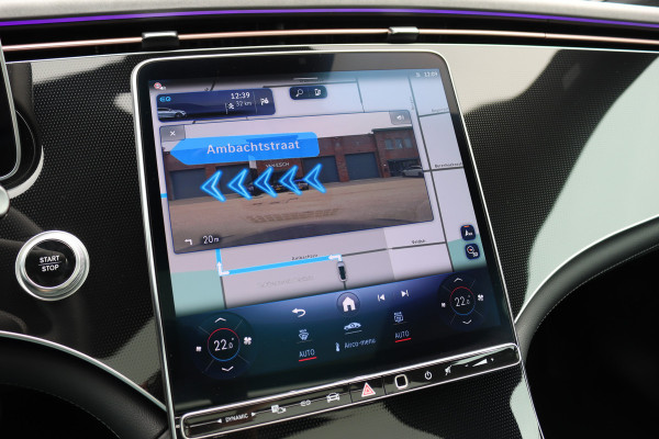 Mercedes-Benz EQE 300 Business Line 89 kWh | Luchtvering | Achterasbesturing | Burmester | Panoramadak | Distronic+ | Leder | Memory | Stuurwiel Verwarmd | Digital Light | Keyless Go |