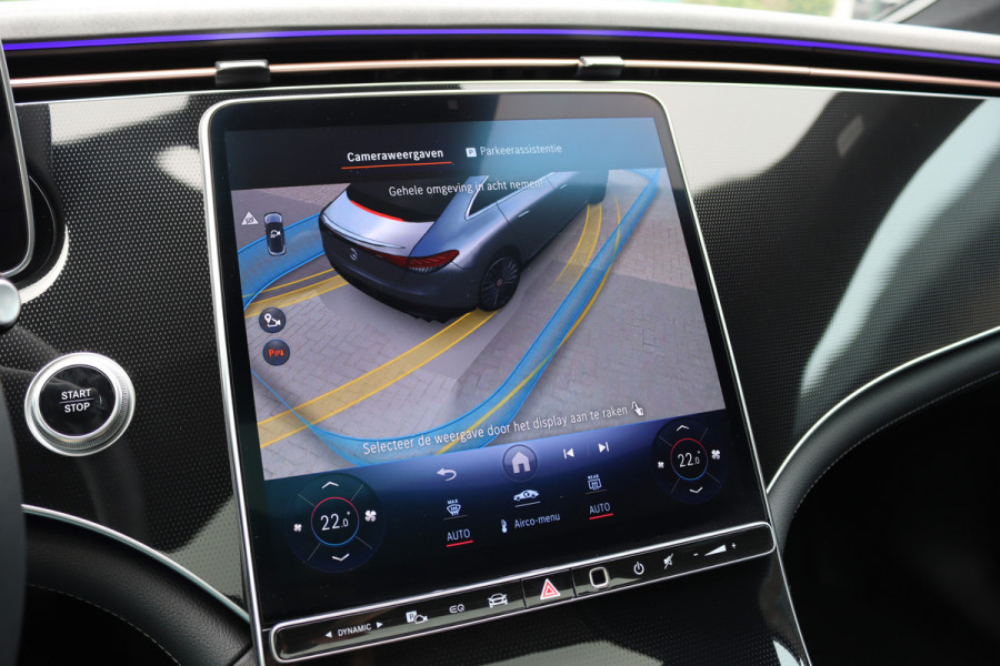 Mercedes-Benz EQE 300 Business Line 89 kWh | Luchtvering | Achterasbesturing | Burmester | Panoramadak | Distronic+ | Leder | Memory | Stuurwiel Verwarmd | Digital Light | Keyless Go |