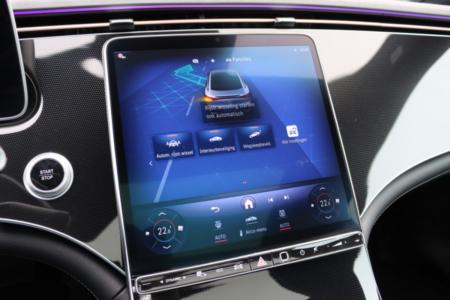 Mercedes-Benz EQE 300 Business Line 89 kWh | Luchtvering | Achterasbesturing | Burmester | Panoramadak | Distronic+ | Leder | Memory | Stuurwiel Verwarmd | Digital Light | Keyless Go |
