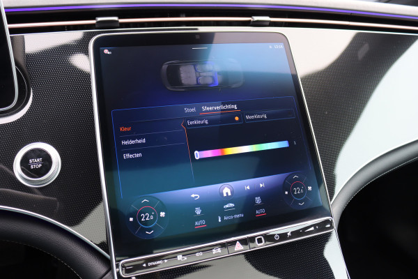 Mercedes-Benz EQE 300 Business Line 89 kWh | Luchtvering | Achterasbesturing | Burmester | Panoramadak | Distronic+ | Leder | Memory | Stuurwiel Verwarmd | Digital Light | Keyless Go |