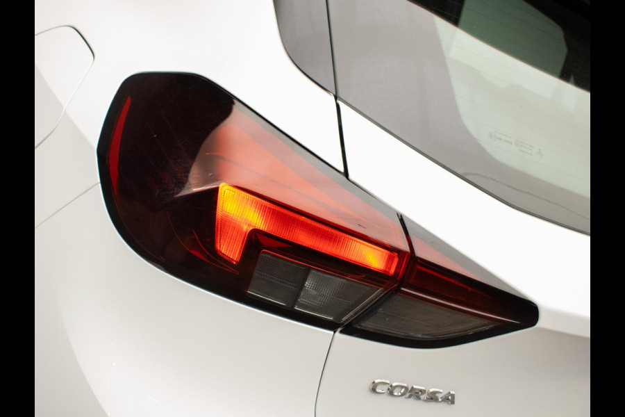 Opel Corsa 1.2 Edition Sport (APPLE CARPLAY,NAVI,360 VIEW,CAMERA,LANE ASSIST,PDC,CRUISE,SPORTSTOELEN,NETTE STAAT)
