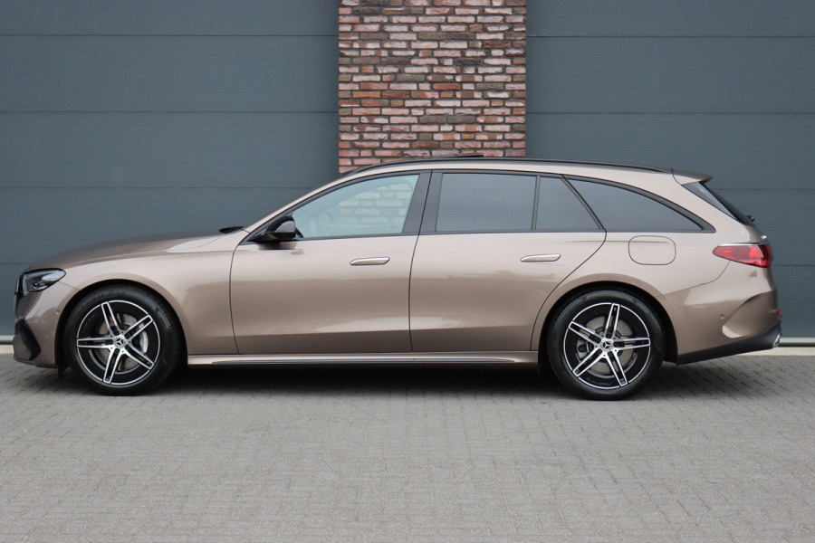 Mercedes-Benz E-Klasse 300 e AMG Line Aut9 | MBUX Hyperscreen | Distronic+ | Burmester | Panoramadak | Memory | 3D-Display | Trekhaak | Digital Light | HUD | Surround Camera |
