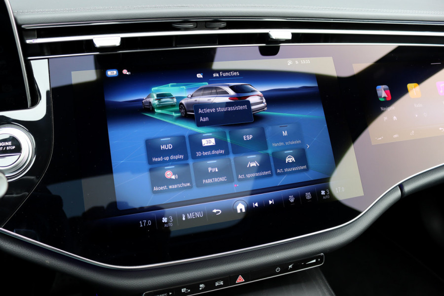 Mercedes-Benz E-Klasse 300 e AMG Line Aut9 | MBUX Hyperscreen | Distronic+ | Burmester | Panoramadak | Memory | 3D-Display | Trekhaak | Digital Light | HUD | Surround Camera |