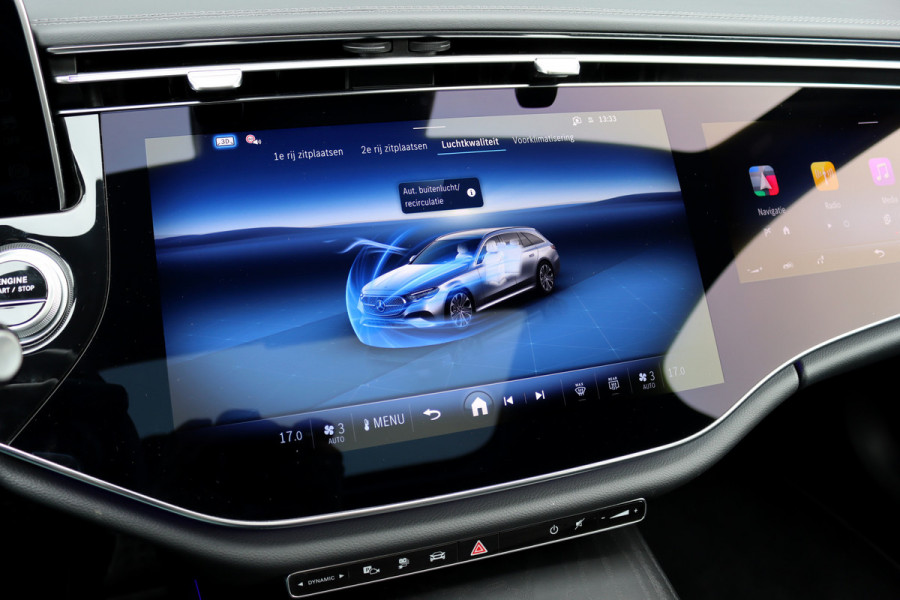 Mercedes-Benz E-Klasse 300 e AMG Line Aut9 | MBUX Hyperscreen | Distronic+ | Burmester | Panoramadak | Memory | 3D-Display | Trekhaak | Digital Light | HUD | Surround Camera |