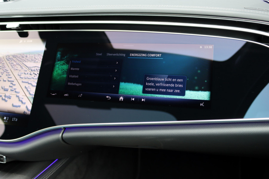 Mercedes-Benz E-Klasse 300 e AMG Line Aut9 | MBUX Hyperscreen | Distronic+ | Burmester | Panoramadak | Memory | 3D-Display | Trekhaak | Digital Light | HUD | Surround Camera |