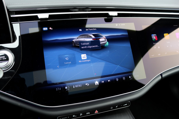 Mercedes-Benz E-Klasse 300 e AMG Line Aut9 | MBUX Hyperscreen | Distronic+ | Burmester | Panoramadak | Memory | 3D-Display | Trekhaak | Digital Light | HUD | Surround Camera |