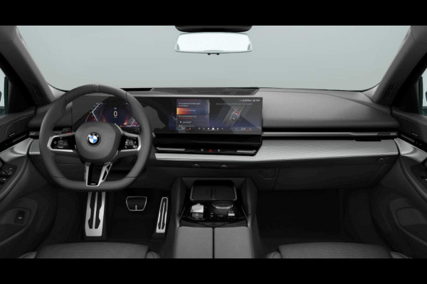 BMW 5 Serie Touring 520d M-Sport - Comfortzetels - Stoelventilatie - Head-up - Harman Kardon