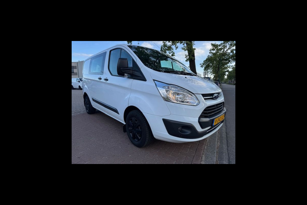 Ford Transit Custom 270 2.0 TDCI L1 H1 Trend Euro 6 3persoons 97.000km Airco,Navigatie 1e Eigenaar Ford Transit Custom 270 2.0 TDCI L1 H1 Trend Euro 6 3persoons 97.000km Airco,Navigatie 1e Eigenaar