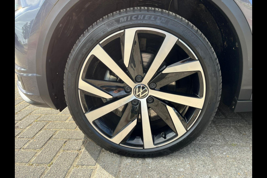Volkswagen T-Roc Cabrio 1.5 TSI R-Line