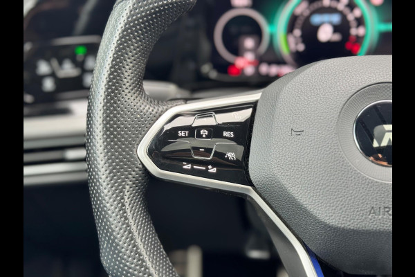 Volkswagen Golf 1.4 eHybrid GTE Pano/HuD/Matrix/Dodehoek