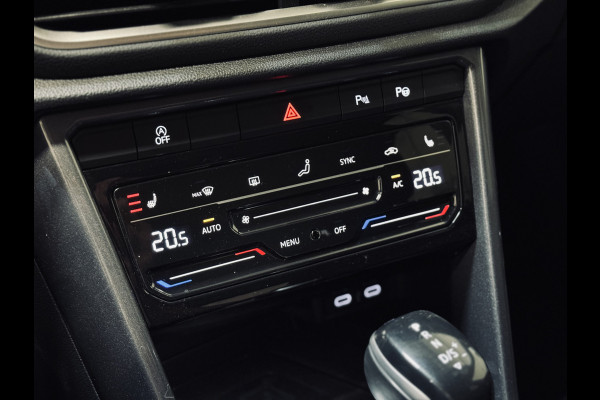Volkswagen T-Roc 1.5 TSI DSG Style | Massage | IQ | Beats | Trekhaak
