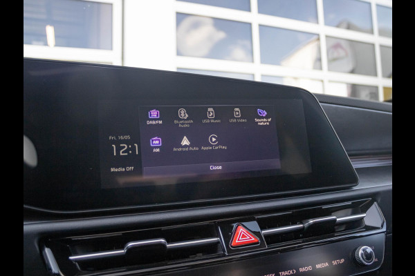 Kia Niro 1.6 GDi Hybrid DynamicPlusLine l Direct leverbaar l ANWB Private Lease v.a. € 484,-| Snelle Levering | LED | Clima | Navi | Carplay | Stoel&Stuur Verwarming | Schuif-/Kanteldak | Head-up display