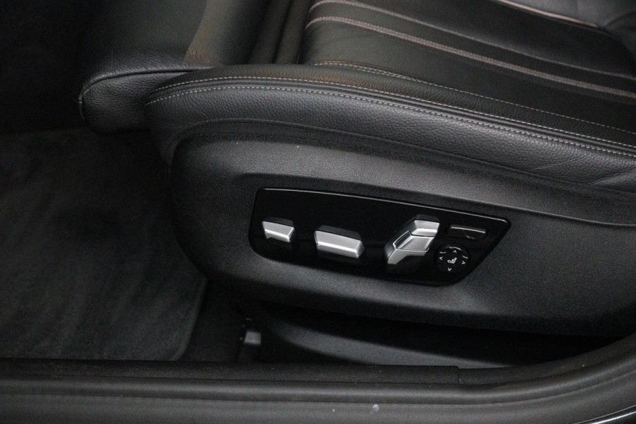BMW 5 Serie 530e Business Edition Plus (PANO, CAMERA, COMFORTSTOELEN, STOELVERWARMING, SFEERVERLICHTING, DEALER ONDERHOUDEN)