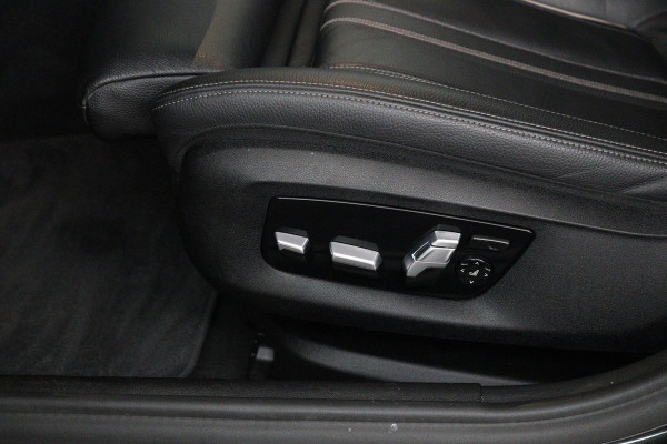 BMW 5 Serie 530e Business Edition Plus (PANO, CAMERA, COMFORTSTOELEN, STOELVERWARMING, SFEERVERLICHTING, DEALER ONDERHOUDEN)