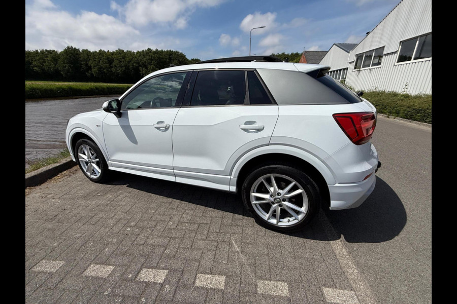 Audi Q2 40 TFSI quattro S Edition B&O/PANO/TREKH./LED/DIGIDASH GEWOON VOL