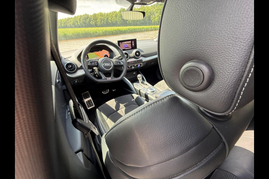 Audi Q2 40 TFSI quattro S Edition B&O/PANO/TREKH./LED/DIGIDASH GEWOON VOL