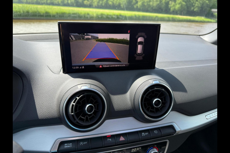 Audi Q2 40 TFSI quattro S Edition B&O/PANO/TREKH./LED/DIGIDASH GEWOON VOL