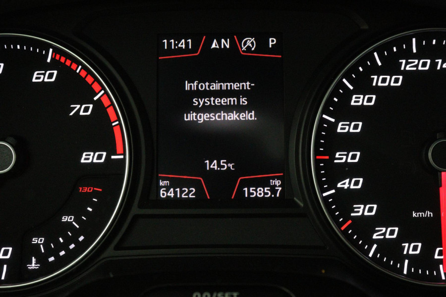 Seat Ateca 1.5 TSI Style (PANORAMADAK, TREKHAAK, NAVIGATIE, CRUISE CONTROL, STOELVERWARMING, ACHTERUITRIJCAMERA, AUTOMAAT)