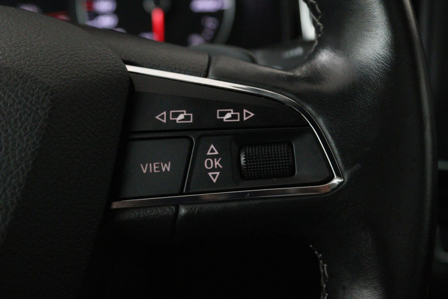 Seat Ateca 1.5 TSI Style (PANORAMADAK, TREKHAAK, NAVIGATIE, CRUISE CONTROL, STOELVERWARMING, ACHTERUITRIJCAMERA, AUTOMAAT)