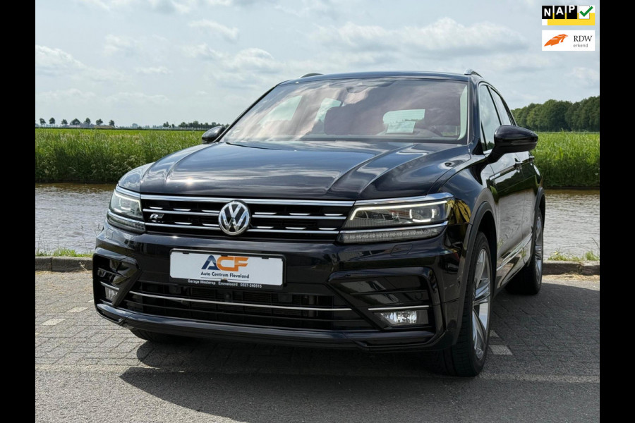 Volkswagen Tiguan 2.0 TSI 4Motion Highline Business R Leer / standkachel / trekhaak enz..