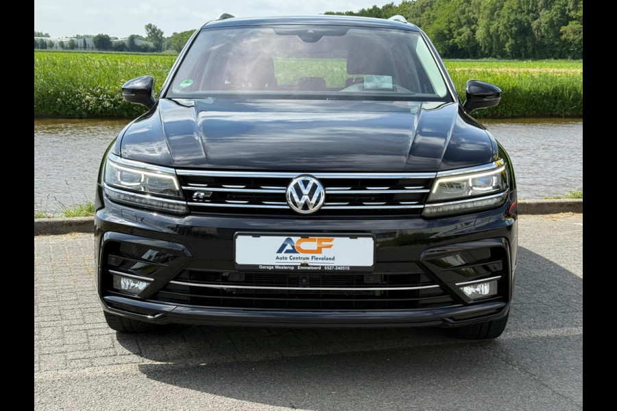 Volkswagen Tiguan 2.0 TSI 4Motion Highline Business R Leer / standkachel / trekhaak enz..