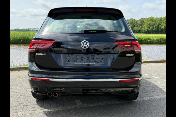 Volkswagen Tiguan 2.0 TSI 4Motion Highline Business R Leer / standkachel / trekhaak enz..