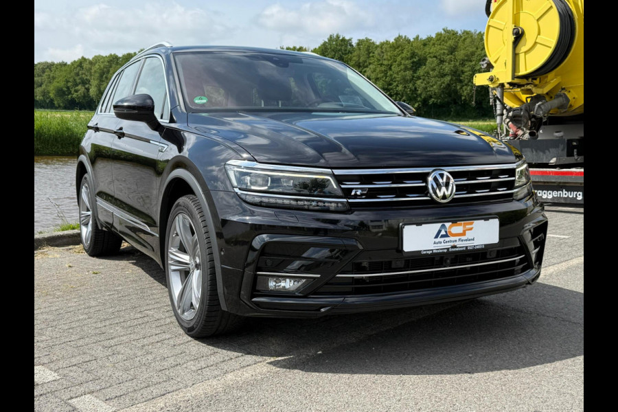 Volkswagen Tiguan 2.0 TSI 4Motion Highline Business R Leer / standkachel / trekhaak enz..