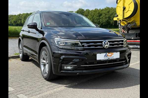 Volkswagen Tiguan 2.0 TSI 4Motion Highline Business R Leer / standkachel / trekhaak enz..