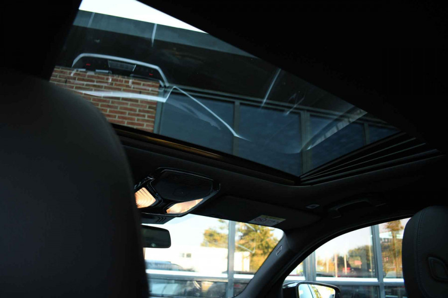 BMW 3-serie 330e xDrive M-Sport Pano ACC 360 H/K El-zetels HUD 19inch